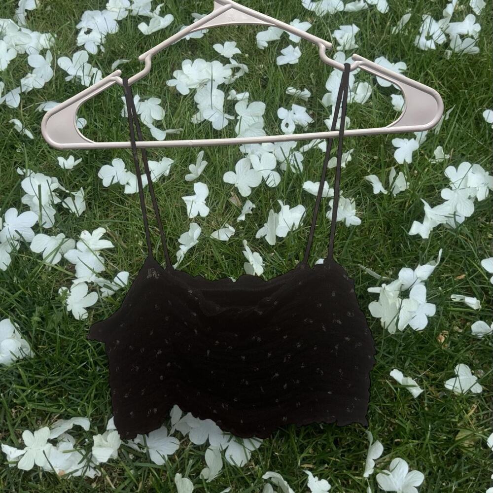 Black floral dot crop